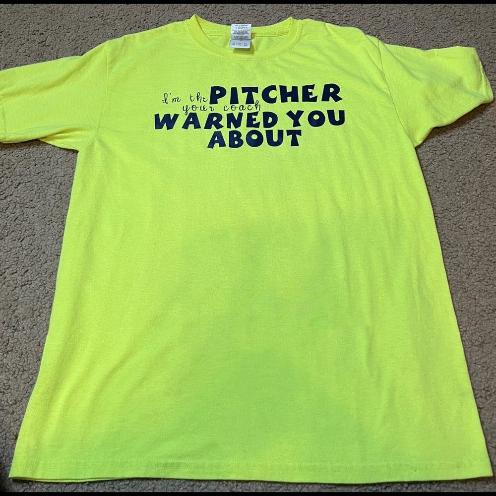 Softball tee